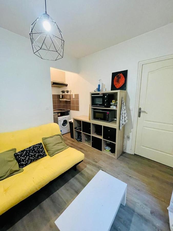 Appartement En Plein Coeur Du 10Eme Et Proche De Plusieurs Gares 巴黎 外观 照片